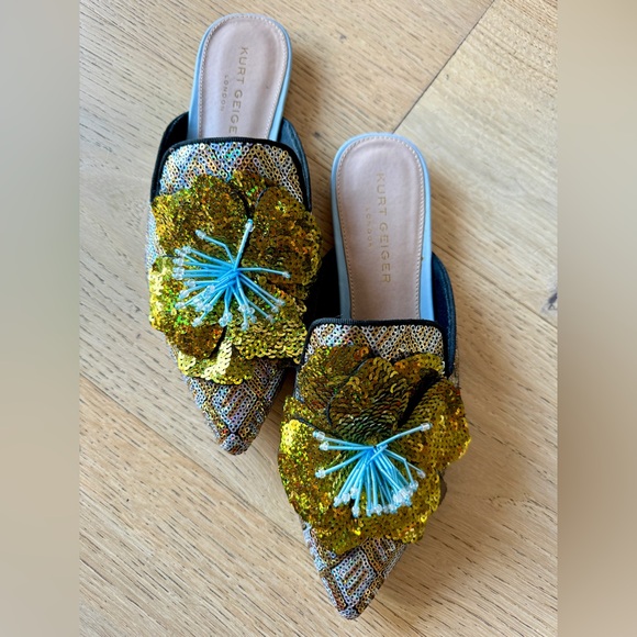 Kurt Geiger sequin slides with floral appliqué - Size EUR 40/USA 9 - Picture 3 of 9